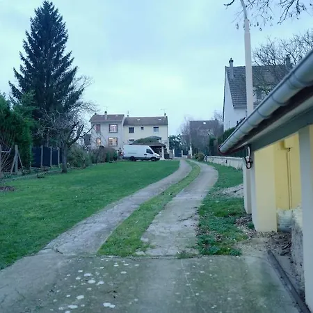Maison Avec Jardin Au Calme Proche De Paris Holiday home