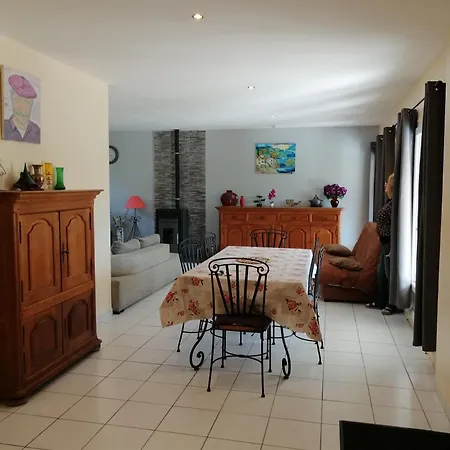 Holiday home Maison Avec Jardin Au Calme Proche De Paris *