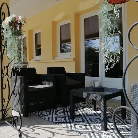 Maison Avec Jardin Au Calme Proche De Paris *